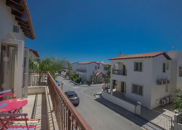 3-schlafzimmer-luxusvilla Mit Pool Und Teilweise Meerblick By Interhome Feriehus *