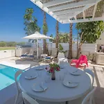 Casa vacanze 3-schlafzimmer-luxusvilla Mit Pool Und Teilweise Meerblick By Interhome *